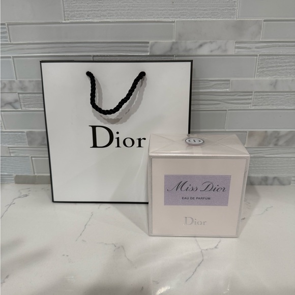 Dior Miss Dior Eau de Parfum - Picture 4 of 4